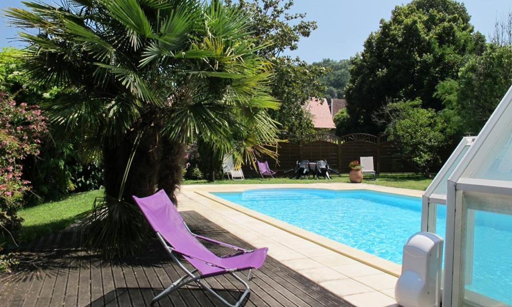 Grande Maison Avec Jardin, Tennis Et Piscine Prives Dans Le Calme Dun Vieux Village Lotois Strenquels Exterior foto